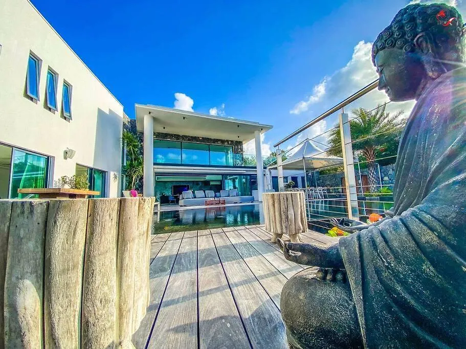 Oro Bianco Luxury Villa Le Robert